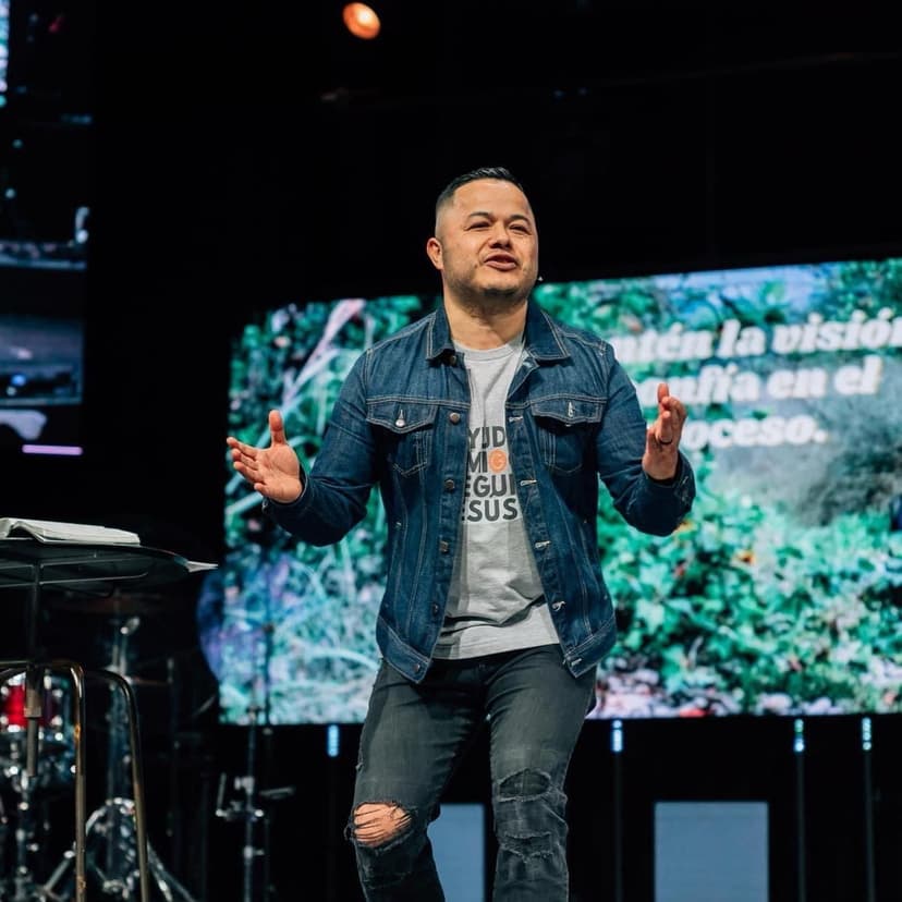 Pastor Juan Pablo Rios